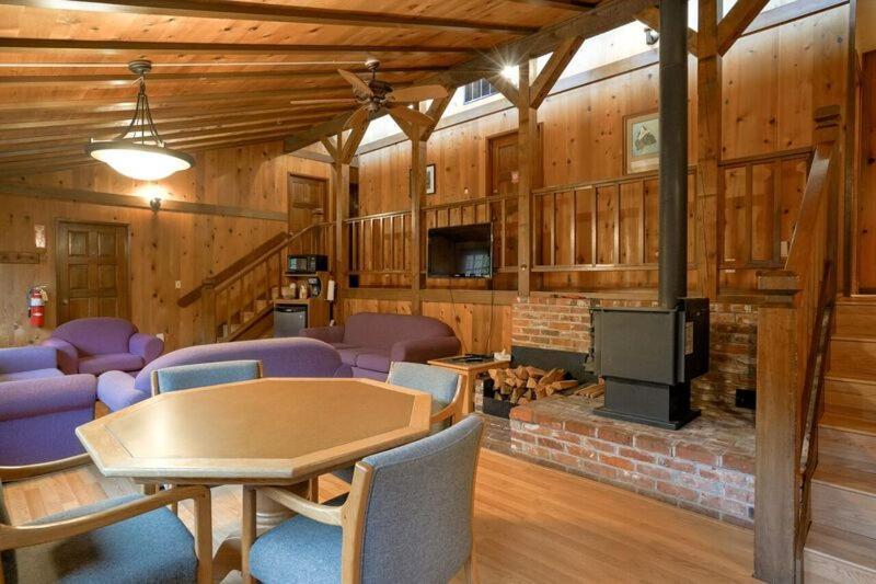 Silver Falls Lodge & Conference Center Sublimity Kültér fotó